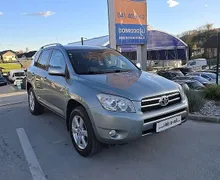 Zunanja slika - Toyota RAV4 - 2.2 D-4D 4WD ExecutiveTOOP STANJE  BREZ RJE... - 1 - Predogledna slika