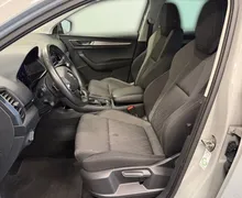 Notranja slika - Škoda Karoq - 2.0 TDI Style DSG-LED-Keyless-ACC-Navi-AppConnect - 7 - Predogledna slika