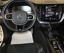 Zunanja slika - Volvo XC60 - 2.0 D4 R Design AWD -VIRTUAL -KAMERA -NAVI - 9 - Predogledna slika