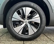 Notranja slika - Volvo XC40 - B3 P Core AT DCT... - 9 - Predogledna slika