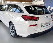 Zunanja slika - Hyundai i30 Wagon - 1.6 CRDI 110 PREMIUM SLOVENSKO POREKLO... - 2 - Predogledna slika