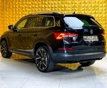 Notranja slika - Škoda Kodiaq - 2.0 TDI 4X4 AUT-1. LASTNIK-SLOVENSKI-KLJUKA - 9 - Predogledna slika