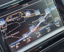Zunanja slika - Volkswagen Golf - 2.0 GTI BMT LED-ŠIBEDAH-GRETJE SEDEŽEV-ALU - 16 - Predogledna slika