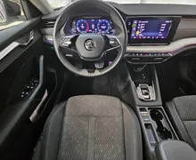 Notranja slika - Škoda Octavia - 2.0 TDI Sport DSG - 8 - Predogledna slika