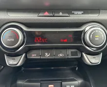 Notranja slika - KIA Stonic - 1.0 T-GDi LX Urban+ ISG DCT - 19 - Predogledna slika