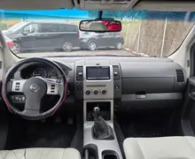 Zunanja slika - Nissan Pathfinder - 2.5 dCi 7 SEDEŽEV-ALU-KLIMA-4X4-SLOVENSKI - 9 - Predogledna slika
