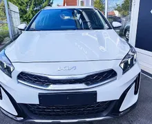 Zunanja slika - KIA XCeed - 1.6 T-GDi LX SMART ISG.7DCT 110 kW - 2 - Predogledna slika