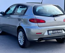 Notranja slika - Alfa Romeo 147 - 1.9 JTD M-JET+PDC+SAMO 117.875km+TEMP - 8 - Predogledna slika