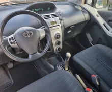 Zunanja slika - Toyota Yaris - 1.3 VVT-i SLOVENSKO POREKLO - BREZ POLOGA - 7 - Predogledna slika