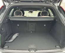 Notranja slika - Volvo XC60 - B5 P AWD Plus Dark Avt. - 12 - Predogledna slika
