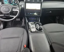 Notranja slika - Hyundai Tucson - 4WD 1.6 CRDi MHEV Impression DCT  SLO KAMERA 360 - 8 - Predogledna slika