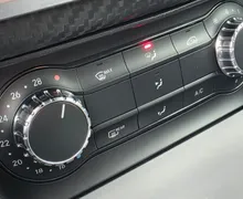 Zunanja slika - Mercedes-Benz A-Razred - A 45 AMG 4MATIC XENON-KAMERA-NAVI-SLOVENSKI - 18 - Predogledna slika