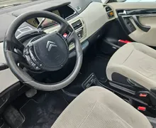 Notranja slika - Citroën C4 Picasso - 2.0 HDi Exclusive Avt. NAVI  DDV PDC... - 8 - Predogledna slika
