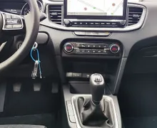 Zunanja slika - KIA Ceed - 1.0 T-GDi LX Champion+ ISG. M T 74 kW - 8 - Predogledna slika