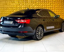 Notranja slika - Škoda Superb - 4x4 2.0 TDI AVT.-NAV - 11 - Predogledna slika