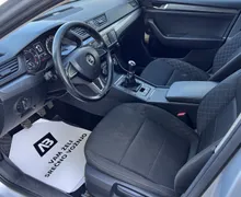 Zunanja slika - Škoda Superb - 2.0 TDI+ALU+TEMP+USB - 9 - Predogledna slika