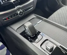 Notranja slika - Volvo XC60 - VOLVO  B5P AWD Core KAMERA-ACC-KEYLESS - 13 - Predogledna slika