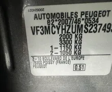 Zunanja slika - Peugeot 3008 - 1.5 BlueHDi 130 EAT8 Active.KAMERA.NAVI.ALU.2022 - 19 - Predogledna slika
