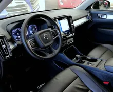 Zunanja slika - Volvo XC40 - T2 Momentum Avt. FULL LED ALU NAVI PDC 1.LASTNIK - 5 - Predogledna slika