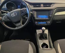 Notranja slika - Toyota Avensis - 2.0 D-4D Luna Sloven. poreklo-Brez pologa 84 obrok - 8 - Predogledna slika