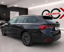 Notranja slika - Škoda Octavia - Combi 2.0 TDI Tour DSG - LED.kamera.masaža.kljuka - 7 - Predogledna slika