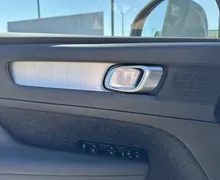Notranja slika - Volvo XC40 - B3P Core Avt - 19 - Predogledna slika
