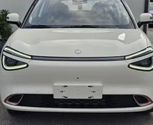 Zunanja slika - Dongfeng Box - E3 42.3 kWh 70 kW- 360KAM-LED- - 3 - Predogledna slika