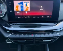 Notranja slika - Škoda Octavia - Combi 2.0 TDI Sportline DSG-Panorama-Vlečna klju - 8 - Predogledna slika