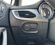 Notranja slika - Opel Astra - 1.2 Turbo Enjoy GRETJE SEDEŽEV IN VOLANA - 14 - Predogledna slika