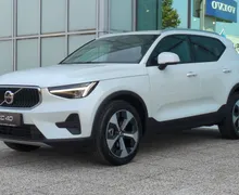 Zunanja slika - Volvo XC40 - B3 P Core AT DCT 3 leta garancije + 3 servisi... - 1 - Predogledna slika