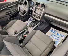 Notranja slika - Volkswagen Eos - 1.4 TSI 1 LASTNIK-ALU-PDC-GRETJE SEDEŽEV-TEMP.-... - 9 - Predogledna slika