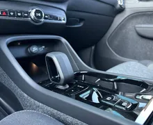 Notranja slika - Volvo XC40 - B3 P Plus Dark AT DCT - 19 - Predogledna slika