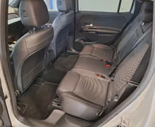 Notranja slika - Mercedes-Benz GLB-Razred - GLB 2.0D-KAMERA-VELIKA NAVI-PDC-USNJE-KOT N... - 7 - Predogledna slika