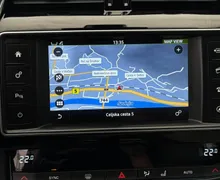 Notranja slika - Jaguar F-Pace - 2.0 D•4X4•R•FUL LED•NAVI•AMBIENT•PDC•LANE ASSIST• - 11 - Predogledna slika