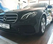 Zunanja slika - Mercedes-Benz E-Razred - E 220 d AMG-KAMERA-AVANTGARDE-LED-F1-VIDEO - 1 - Predogledna slika