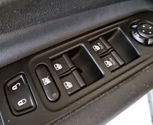 Zunanja slika - Jeep Renegade - 1.5 T4 e-Hybrid Altitude DCT - 12 - Predogledna slika