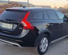 Zunanja slika - Volvo V60 Cross Country - D3 + MAX ZGODOVINA + BREZ POLOGA TUDI ZA TUJCE - 6 - Predogledna slika