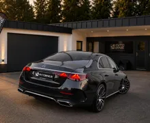 Notranja slika - Mercedes-Benz E-Razred - E 220 d AMG Line 9G•LIMO•LED•ACC RADAR•360•KOT NOV - 8 - Predogledna slika