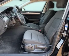 Notranja slika - Volkswagen Passat Variant - 2.0 TDI BMT SCR Business DSG-Vl. Kljuka-Masaža ACC - 7 - Predogledna slika