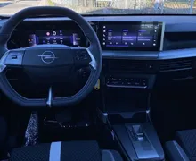 Zunanja slika - Opel Frontera - 1.2T 145KM AVT. - NA ZALOGI-AKCIJA MAJ - 9 - Predogledna slika