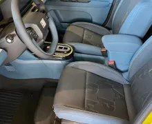 Zunanja slika - Fiat Grande Panda - 1.2 T-Gen3 110 AT6 Icon + Paket Style - 6 - Predogledna slika
