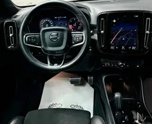 Notranja slika - Volvo XC40 - 2.0D•4X4•AUT•R DESIGN•LED•KAMERA•NAVI•ACC•HARMAN• - 9 - Predogledna slika