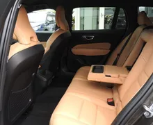 Zunanja slika - Volvo V60 Cross Country - D4 AWD AUT Momentum Pro - 7 - Predogledna slika