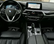 Notranja slika - BMW serija 5 Touring: - 520d-AUT-SPORT-FUL LED-LIZING ZA TUJCE-PANORAMA... - 9 - Predogledna slika