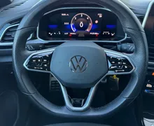 Notranja slika - Volkswagen T-Roc - 2.0 TDI BMT R-Line-ACC-Mrtvi kot-PDC-Vl.kljuka.... - 8 - Predogledna slika