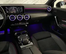 Notranja slika - Mercedes-Benz A-Razred - 250 AMG Line |NightP|Led|Kamera|Gretje|AmbientL| - 11 - Predogledna slika