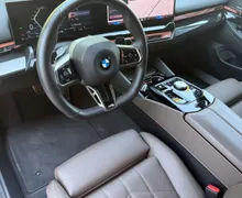 Zunanja slika - BMW Serija 5 - : 520d Avt.MSport Pro-20COL-ICONIC-KAM360-HARMAN-HUD - 7 - Predogledna slika