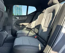 Notranja slika - Volvo XC40 - B3 P Plus Dark AT DCT - 11 - Predogledna slika