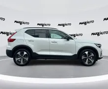 Zunanja slika - Volvo XC40 - B3 P Plus Dark Avt. - 4 - Predogledna slika
