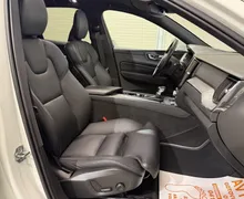 Notranja slika - Volvo XC60 - D4 4X4-INSCRIPTION-VIRTUAL-PANORAMA-KAMERA-HEAD UP - 12 - Predogledna slika
